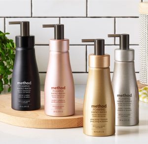 foaming hand wash – vanilla + raspberry. 10 fl oz