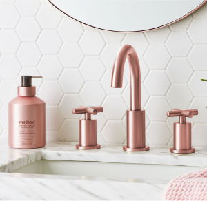 gel hand wash – vanilla + raspberry. 12 fl oz